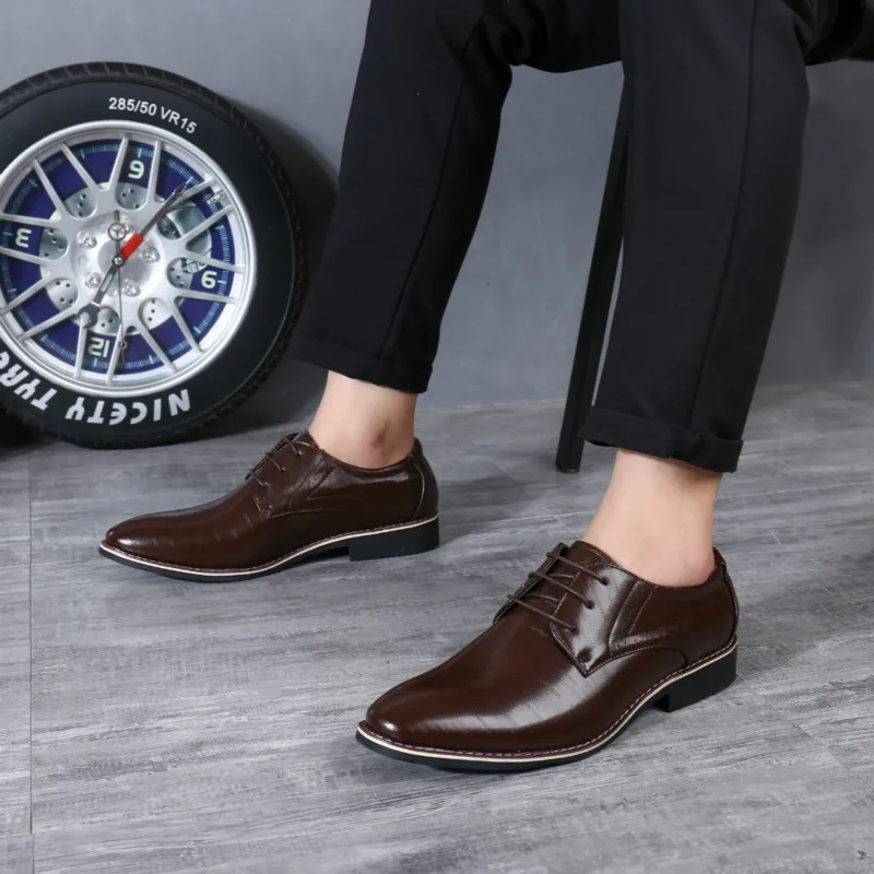 Blue Men Oxfords Shoes British Leather Shoes Handmade Comfortable Formal Dress Men Flats Lace-Up Bullock Business Shoes for Men