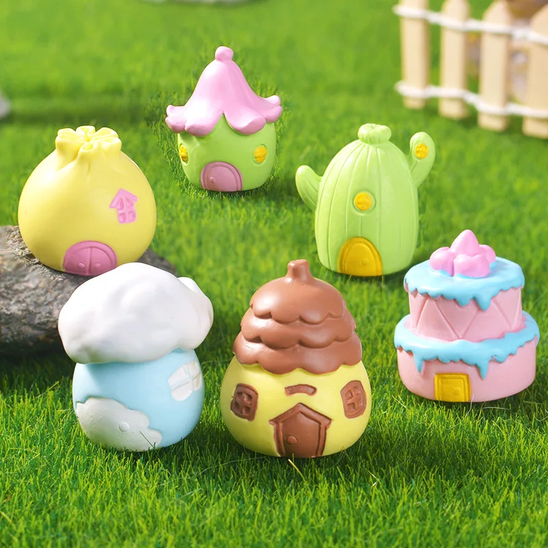 Mini Cartoon Cake House Micro Landscape Decor, Cute Dessert Stand Succulent Pot, Bakery Garden Ornament