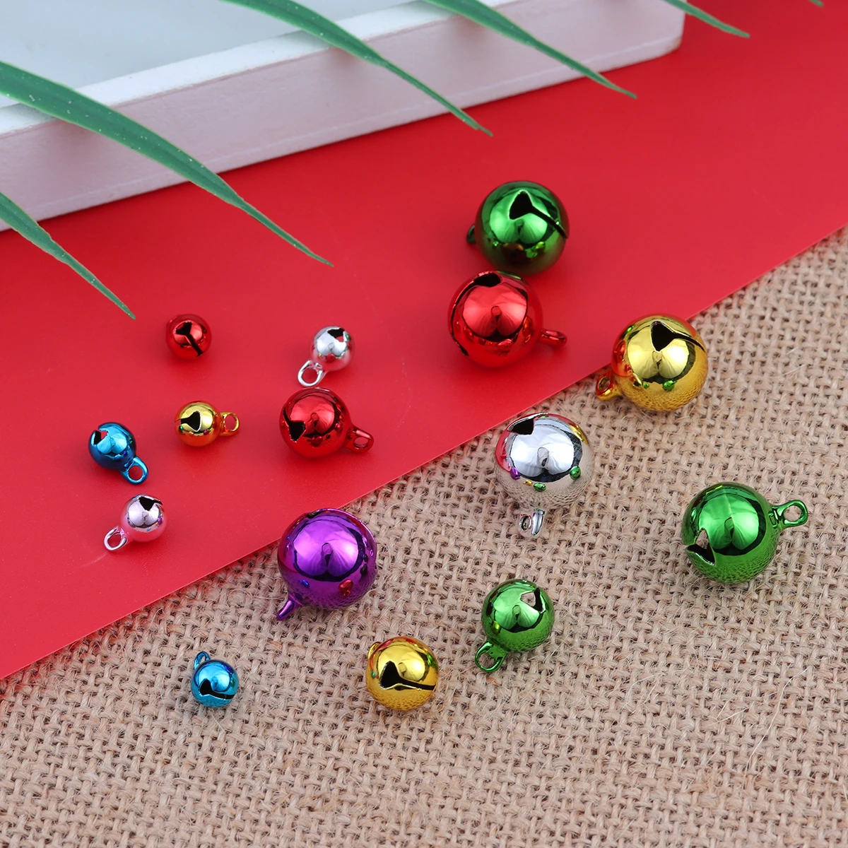 Louleur Colorful Christmas Jingle Bells Beads Pendants For Jewelry Making DIY Crafts Handmade Accessories Party Decoration