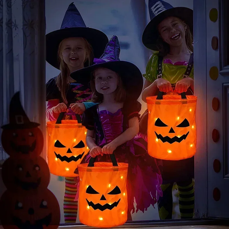 LED-licht Halloween Trick or Treat Emmer Pompoen Snoepzakken Opvouwbare Halloween-mand voor Thanksgiving Party Gif