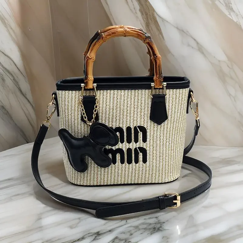 

High-End Minimalist Vintage Leather Crossbody Bag For Women Luxury Elegant Casual Commuter Tote With Letter Logo