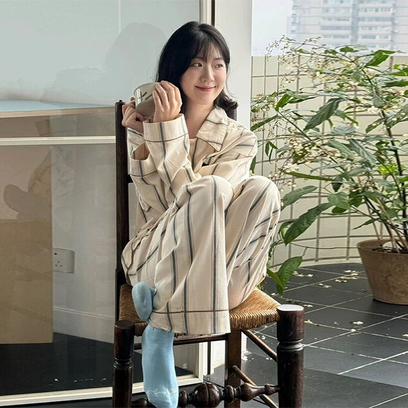 New Spring and Autumn Simple Striped Pajamas Set Women Cazy Long Sleeves Pants Home Clothes Suit