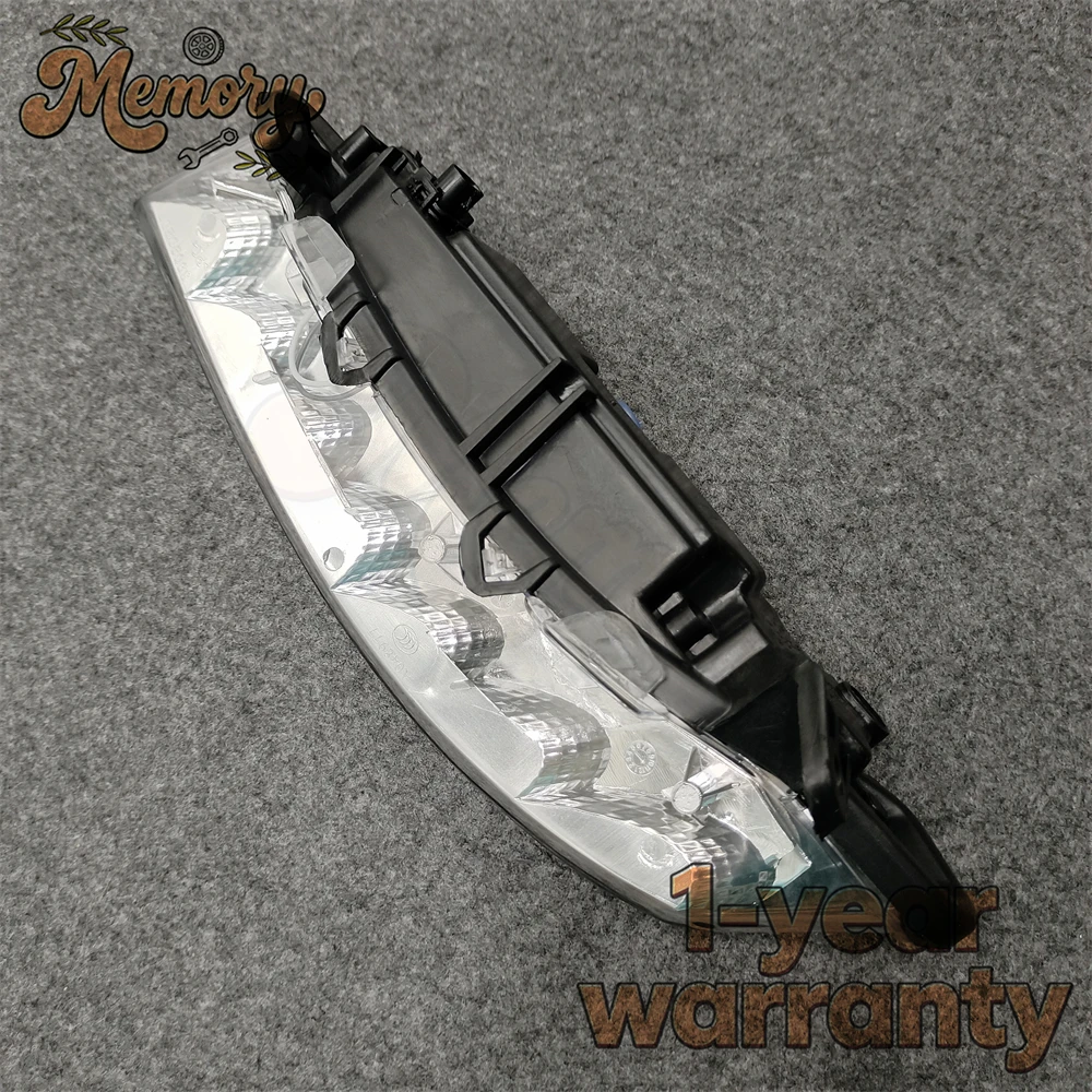 1 Pair Original A2218201756 LED Daytime Running Light Fog A2218201856 for Benz W221 S300 S320 S350 S400 W218 CLS300 CLS320/350