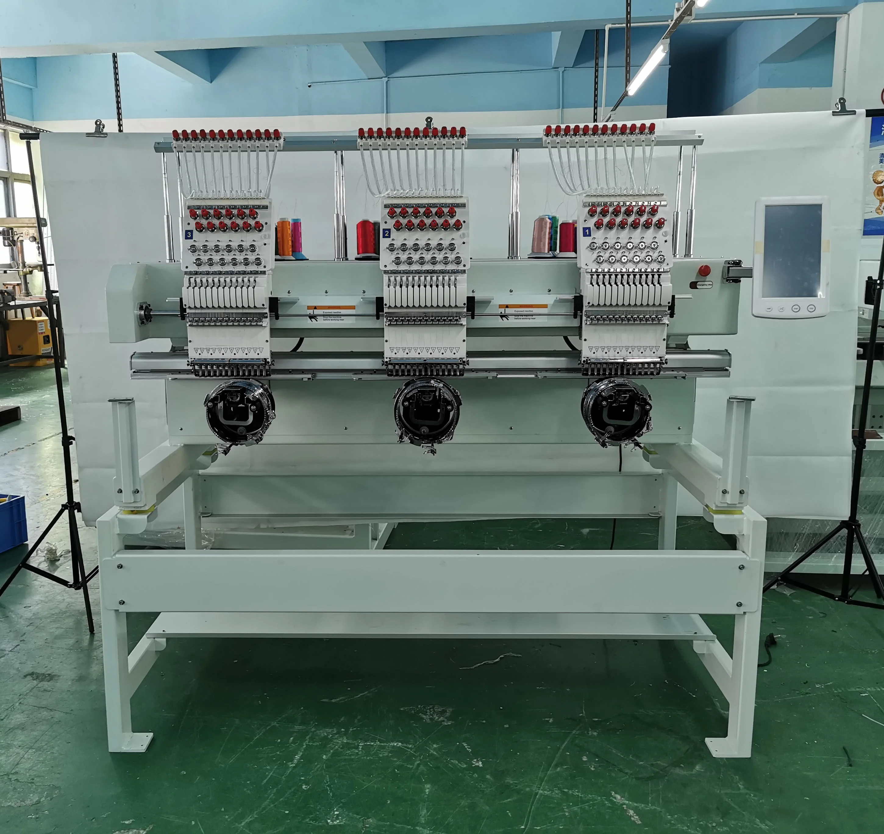 1-4head Single Head Flat Garment Pillow Towel Bag T-shirt Cap Computer Embroidery Machine Computerized Monogram Machine Sale