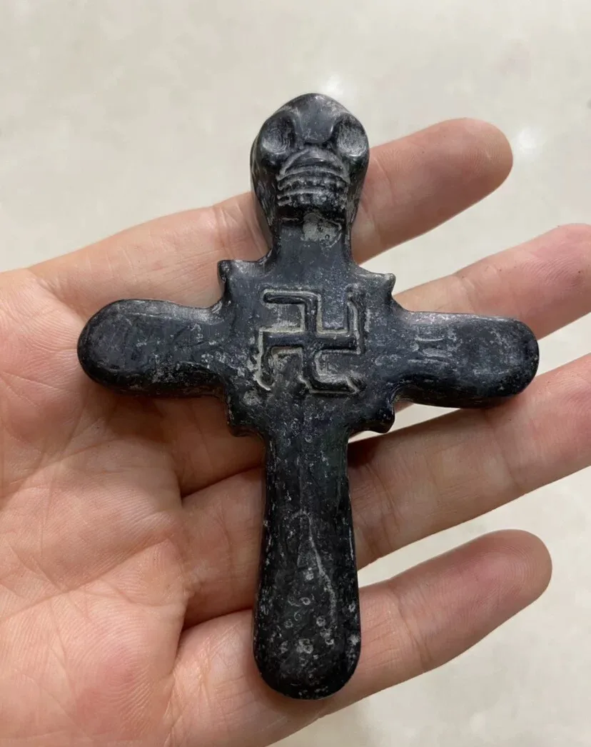 3.2" China Black Jade Fengshui Sacrifice Skull Cross Ornament Statue
