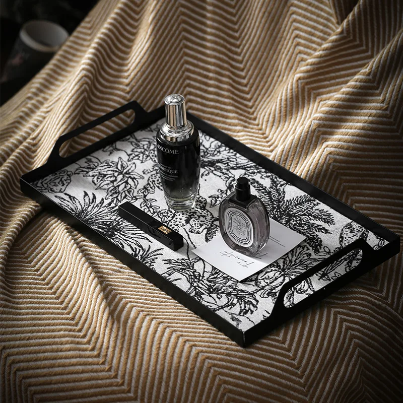 Light luxury retro style wrought iron tray living room coffee table aromatherapy sundries advanced storage decorative tray