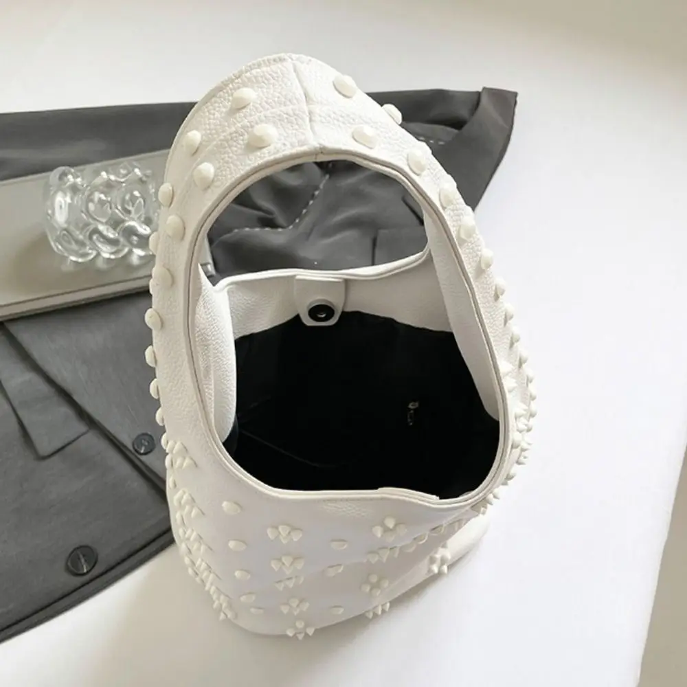 Portable Metal Stud Rivet Shoulder Bag Spicy Girl Punk Style Underarm Bag Sweet Cool Handbag Bucket Bag Daily