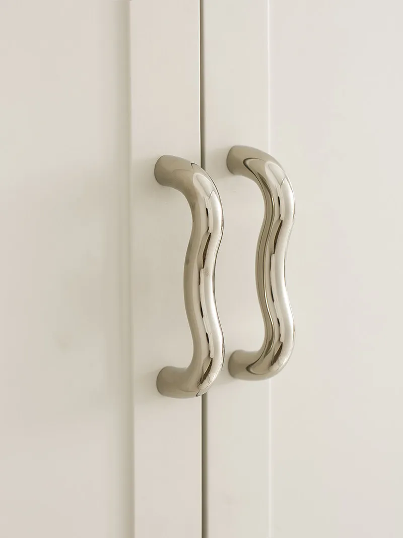 Modern Wavy Curved Cabinet Pulls Silver Polished Nickel Drawer Handles Creative Wave Shape Wardrobe Door Pull Furniture Hardware