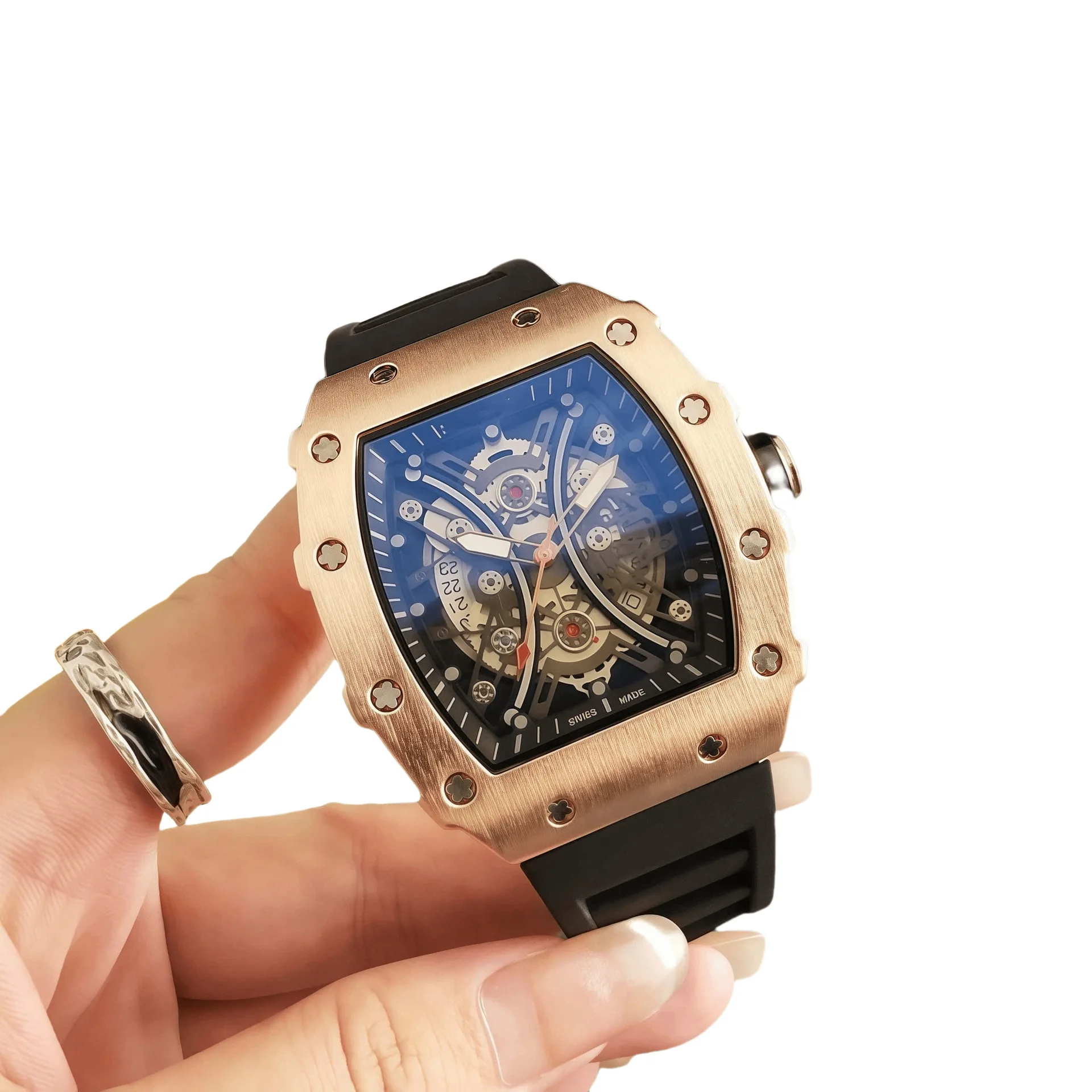 ساعة الهيكل العظمي الفاخرة للرجال ساعة اليد مضيئة الهاتفي مصمم جديد الماس لهجة حركة الكوارتز ساعة الموضة عالية الجودة