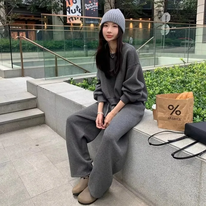 

Women's Thickened Air Layer Casual Sweatshirt Wide Pants Suit Retro Casual Crew Neck Pullover Sweatshirt Trousers Two-Piece Set