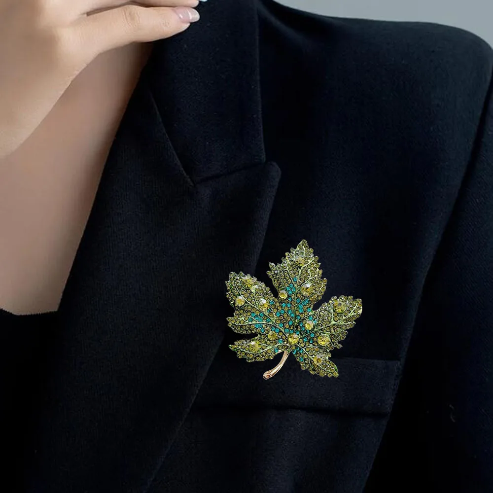 بروش أوراق القيقب من حجر الراين الراقية للنساء، إكسسوار أنيق من خليط معدني أنيق للمناسبات الرسمية والارتداء اليومي #6