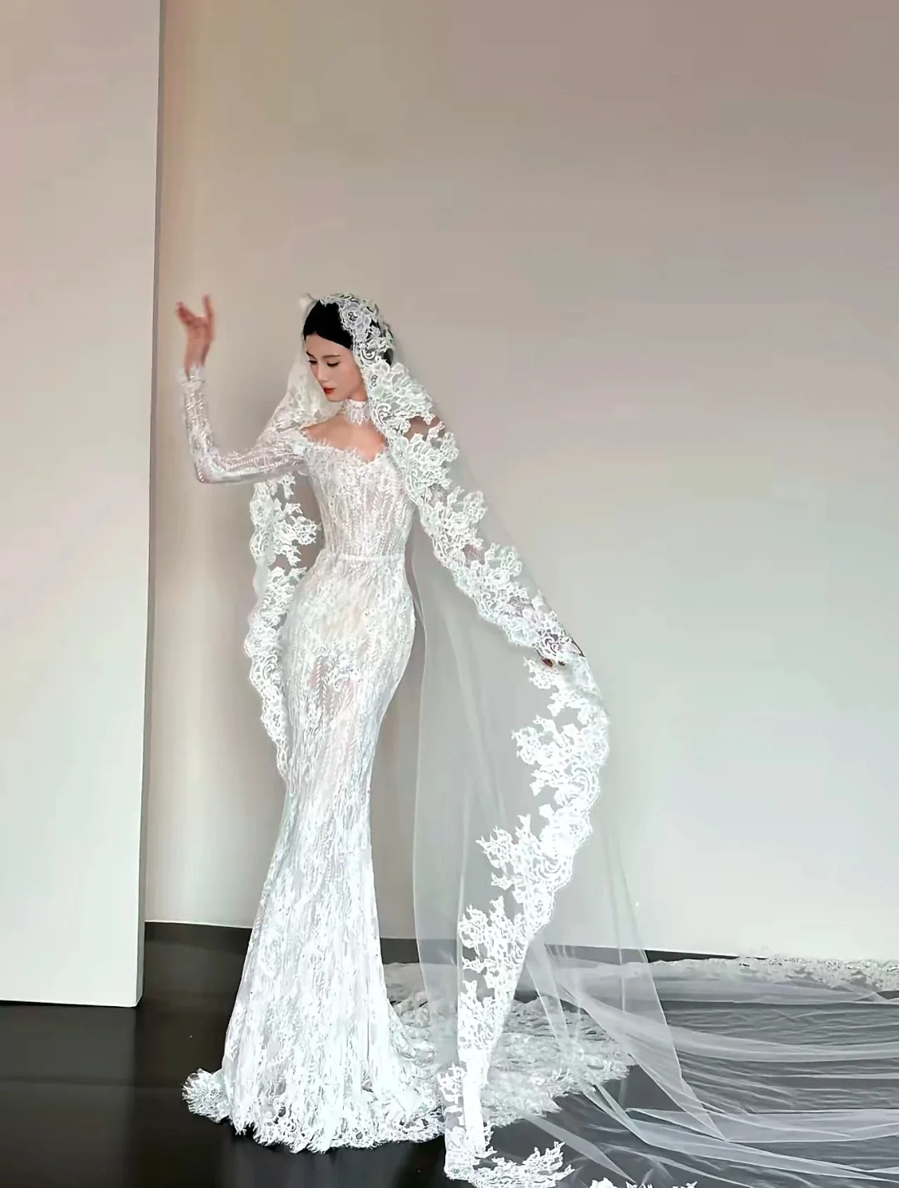 تخصيص جديد رائع الدانتيل قبالة الكتف الدانتيل حورية البحر فستان الزفاف مثير كم طويل انظر من خلال فساتين الزفاف خمر #3