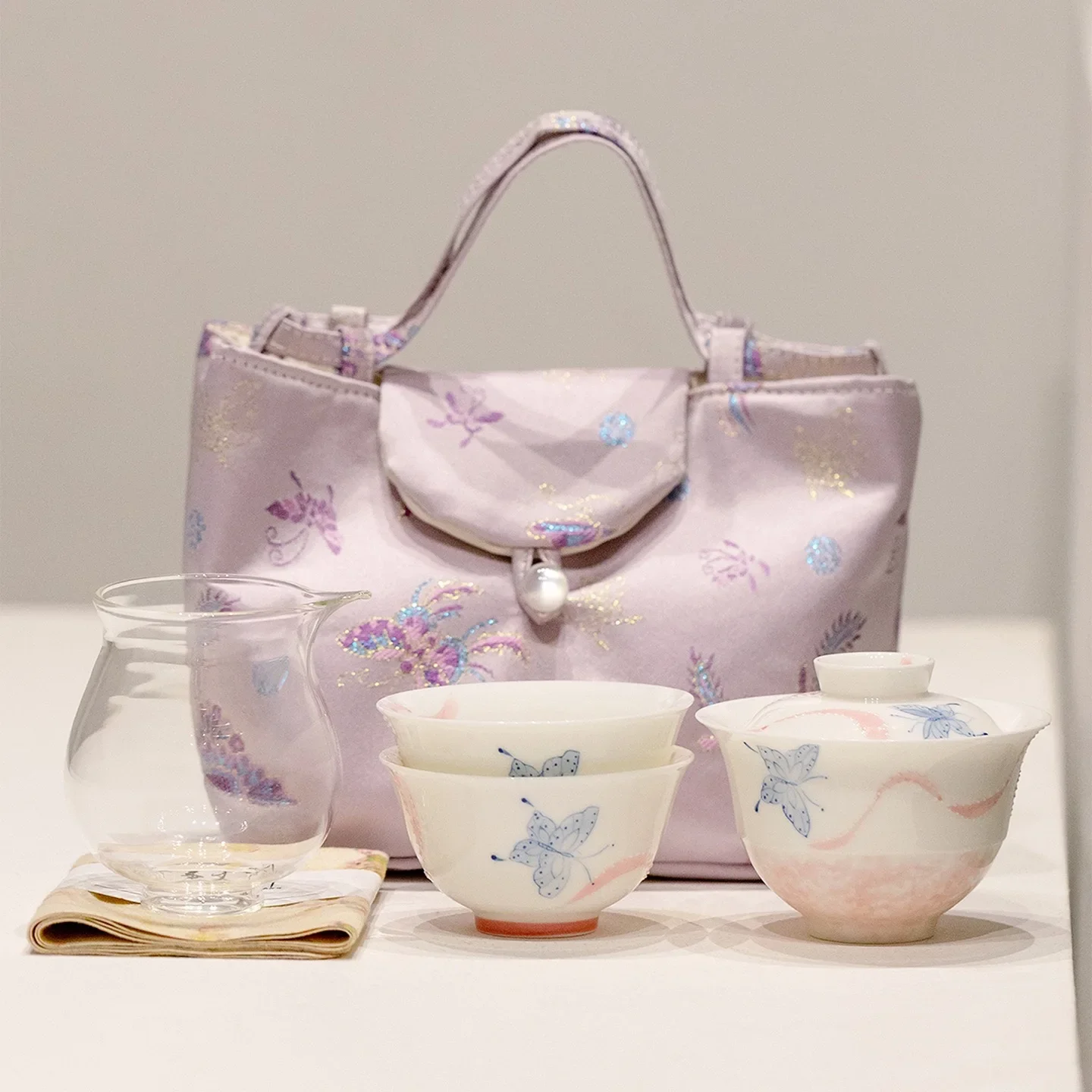 Hand Painted Pink Shadow Blue Butterfly Outdoor Travel TeaSet Storage Bag Camping Portable Tea Bag Picnic 1 Bowl 3 Cup Tea Maker