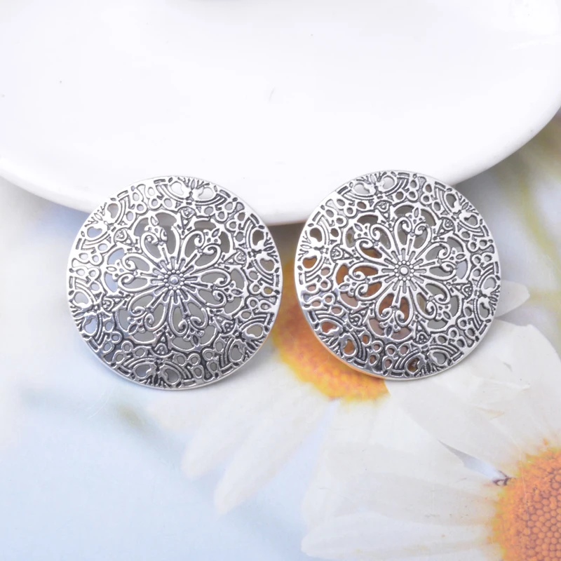 10 Stück Vintage-Stil Antik-Silberfarbene Runde Anhänger Metallanhänger DIY Herstellung von Ohrringen Damenschmuck – Detail 8