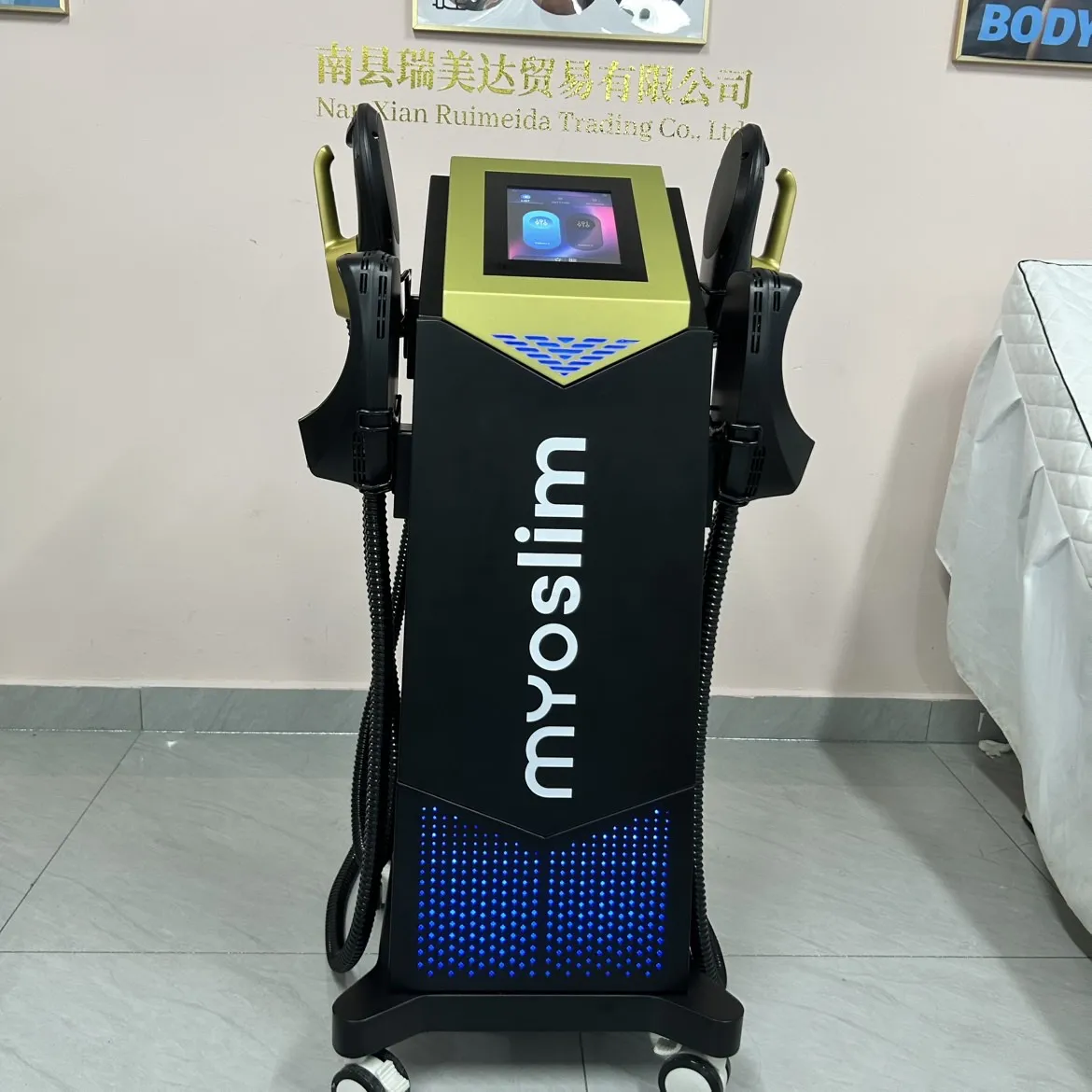 MYOslim EMS Body Sculpting Machine RF Muscle Building Fat Burning Abdominal Sculpting 6500W Weight Loss Machine for Fitness