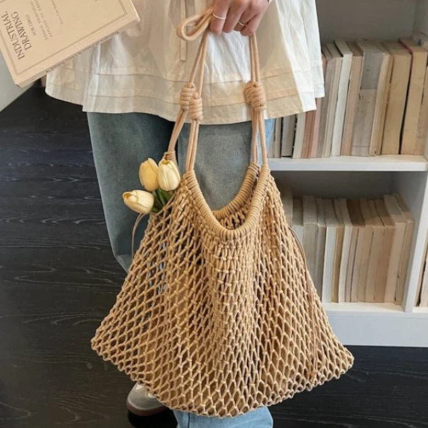 

waterprood Women’s beach tote bag Cutout Women’s beach bag mesh beach handbag For Women Suitable for the beaches
