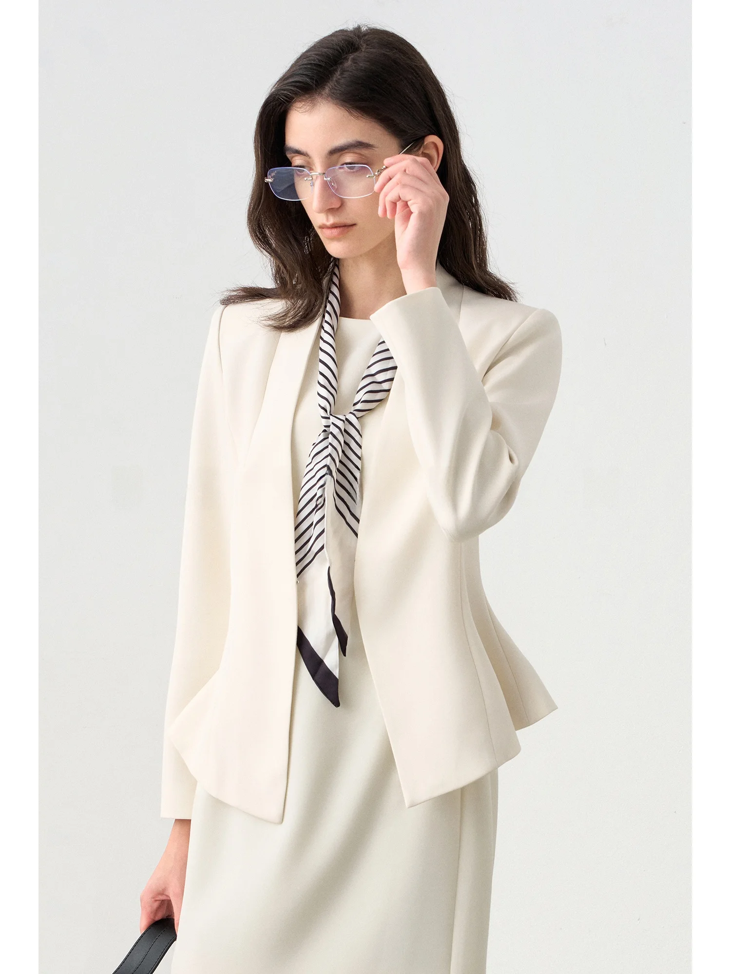 

USEEN Бежевый костюм Dr Set Простой роскошный комплект для похудения Ele Long Sve V-Ne Полиэфирное волокно Офисный женский Dr