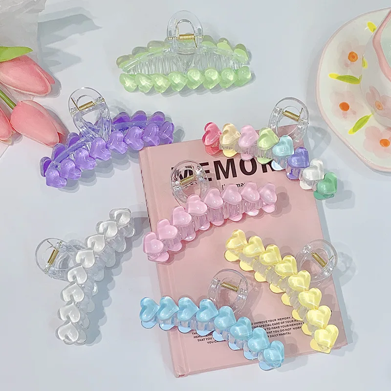 11cm Medium Size Hair Clip Summer Fresh Hair Scratches Transparent Color Girl Love Shape Hairpins and Hair Accessories for Women