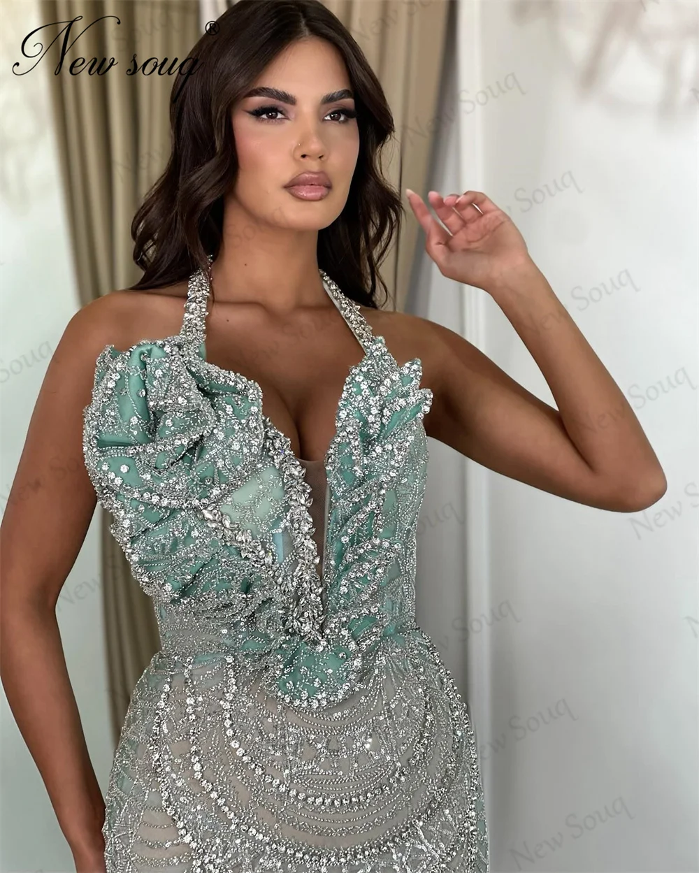 Vestidos de noite luxuosos com cristais Halter, vestido de baile da sereia, personalizado, vestidos de casamento, árabe, Dubai, 2024, verde