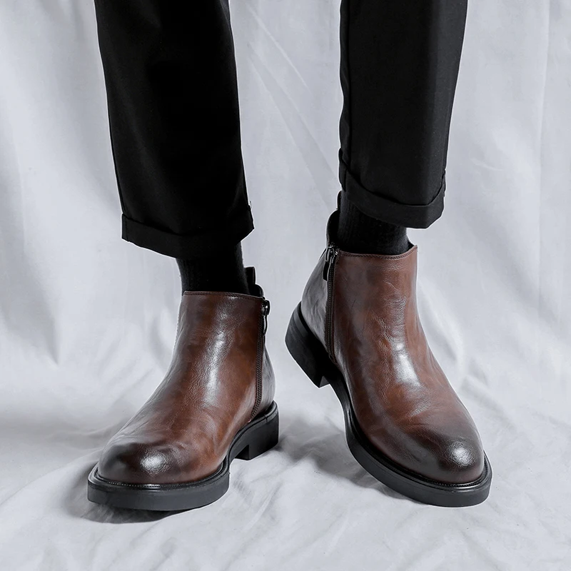 Casual men's boots gentleman business style Outdoor Fashion Street Dress up daily suit leather shoes Autumn and winte Brown