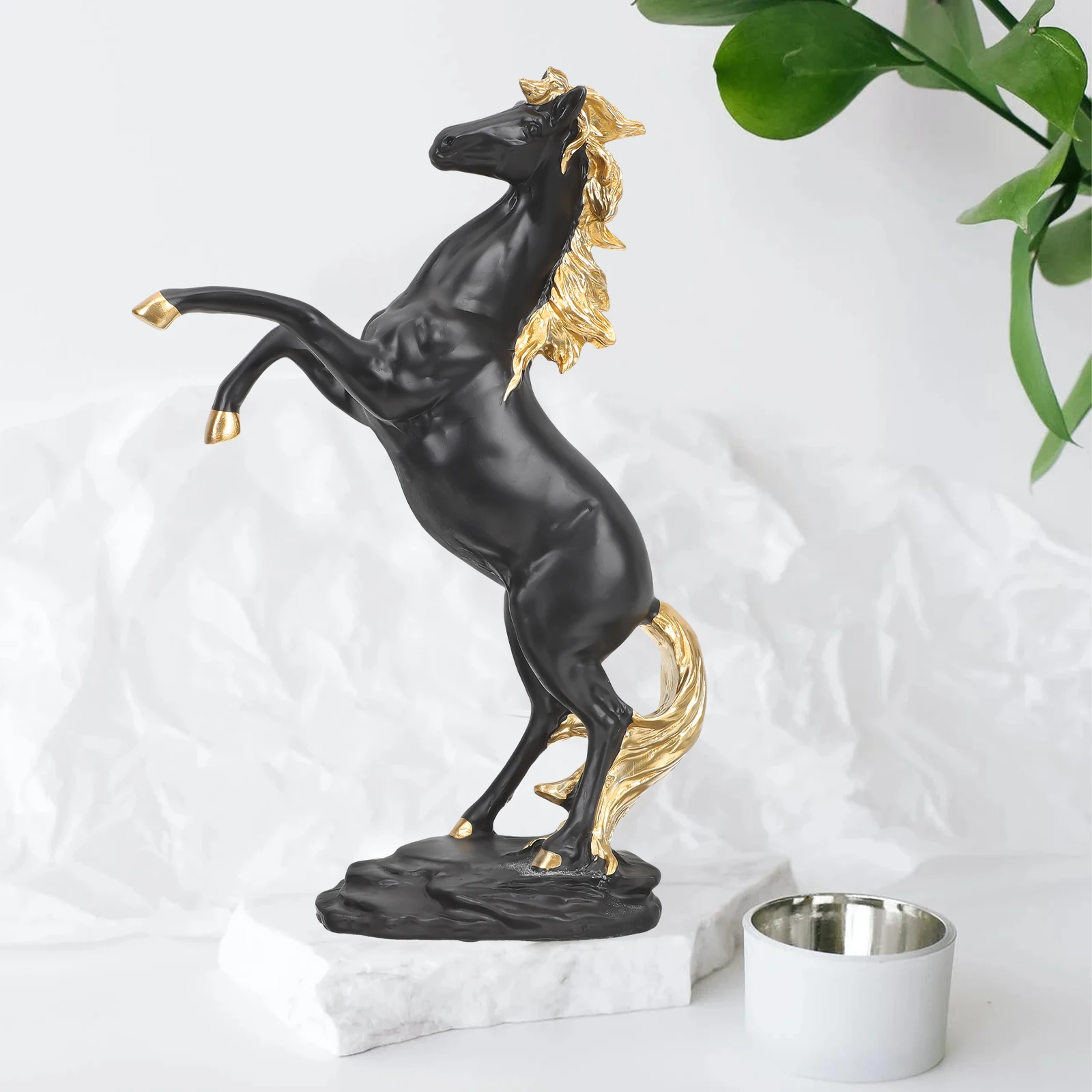 

Horse Figurine Resin Decorative Statue for Home Office Immediate Success Black Sculpture Lifelike Model Material Stable