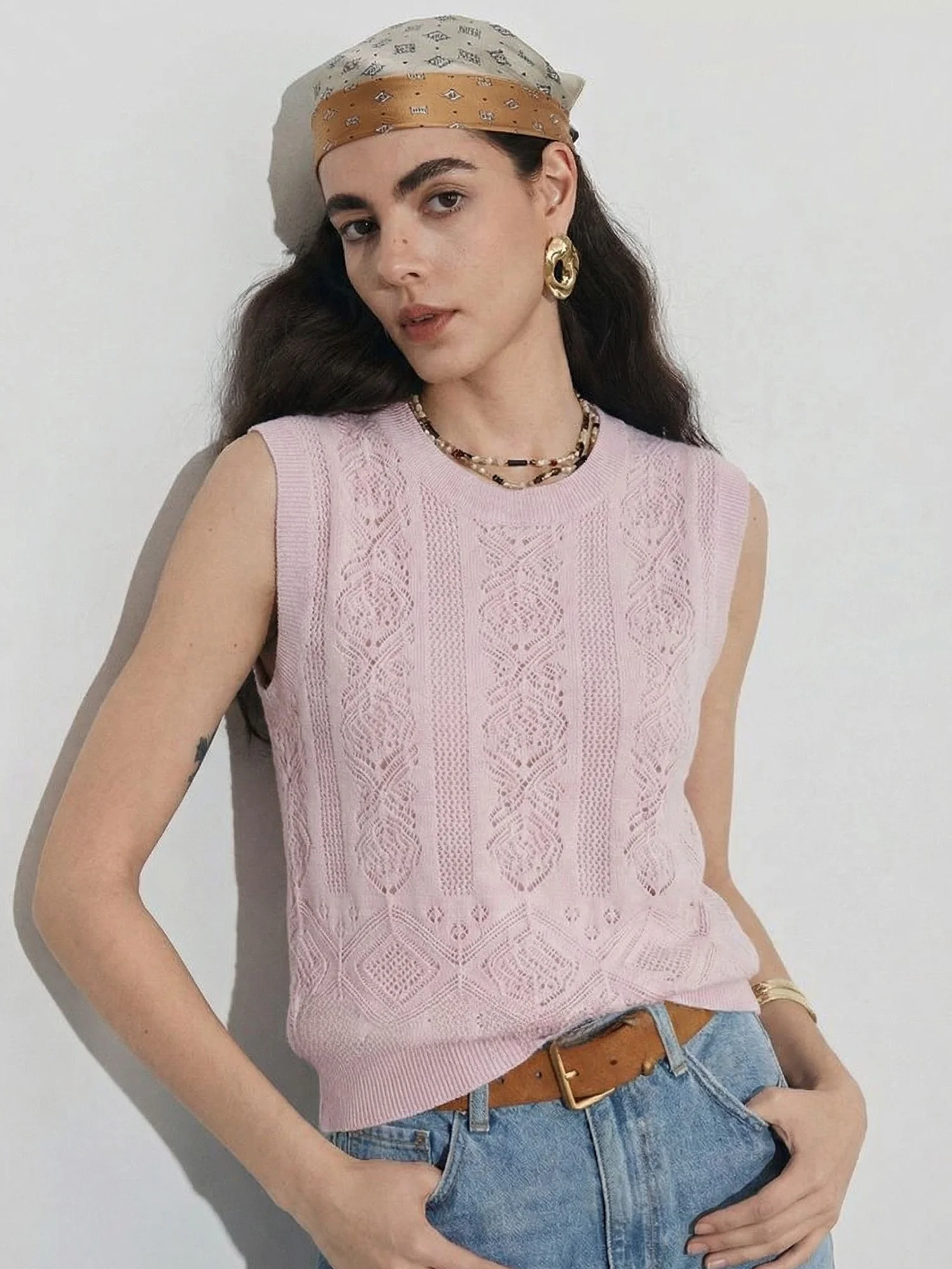

Daphne round Neck Sleeveless Knitted Top Women's Hollow out Embroidery Vest Summer 2026 Pink Slim Fit Wool Blend Vest