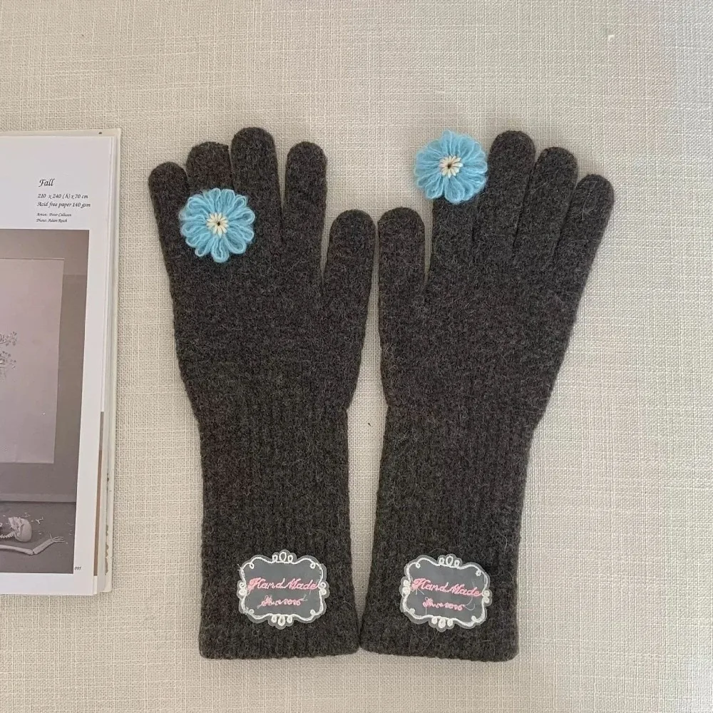 Cozy Polyester Lace Floral Touch Screen Gloves Soft Warm Spring Knitted Winter Gloves Full Finger Gloves Outdoor Activities