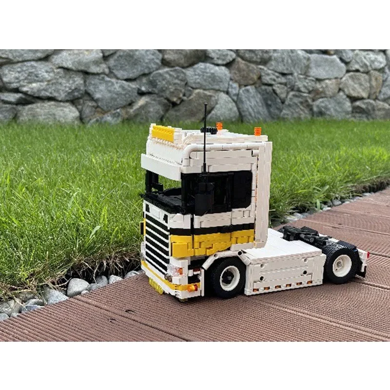 MOC-191616 Cargo Transport Truck Head Racing Building Block Model 1615 Parts Children Boy Birthday Building Blocks Toy Gift