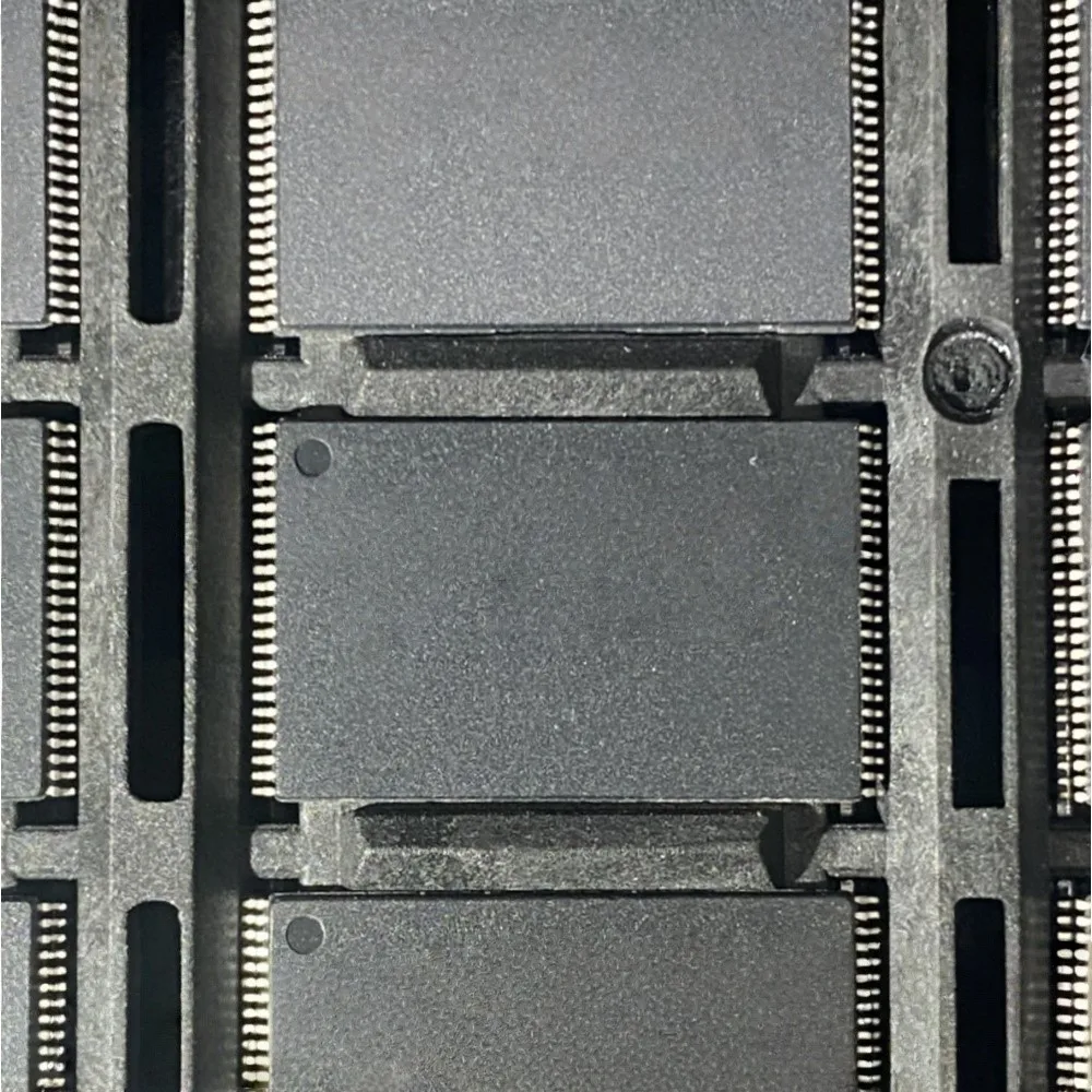 1-100PCS MT29F2G08ABAEAWP-IT:E LV2105 LV2105V LV2105V-TLM-E MP2908A MP2908AGF-Z DS90CF383AMTD DS90CF383MTD DS90CF383
