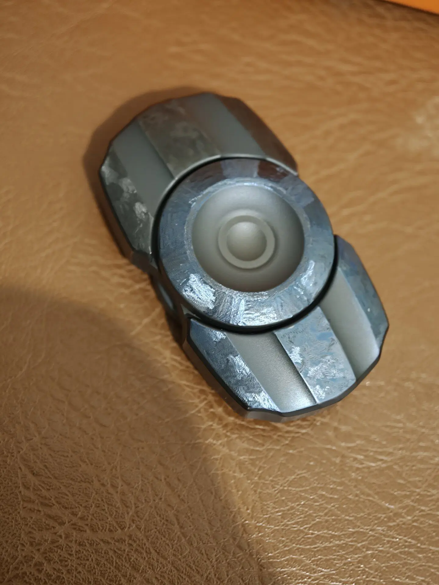 Used EDC Star EDC Streamer Zircon Washing Fingertip Gyro, Later Ice Crystal Zirconium Color, with Original Box and Card
