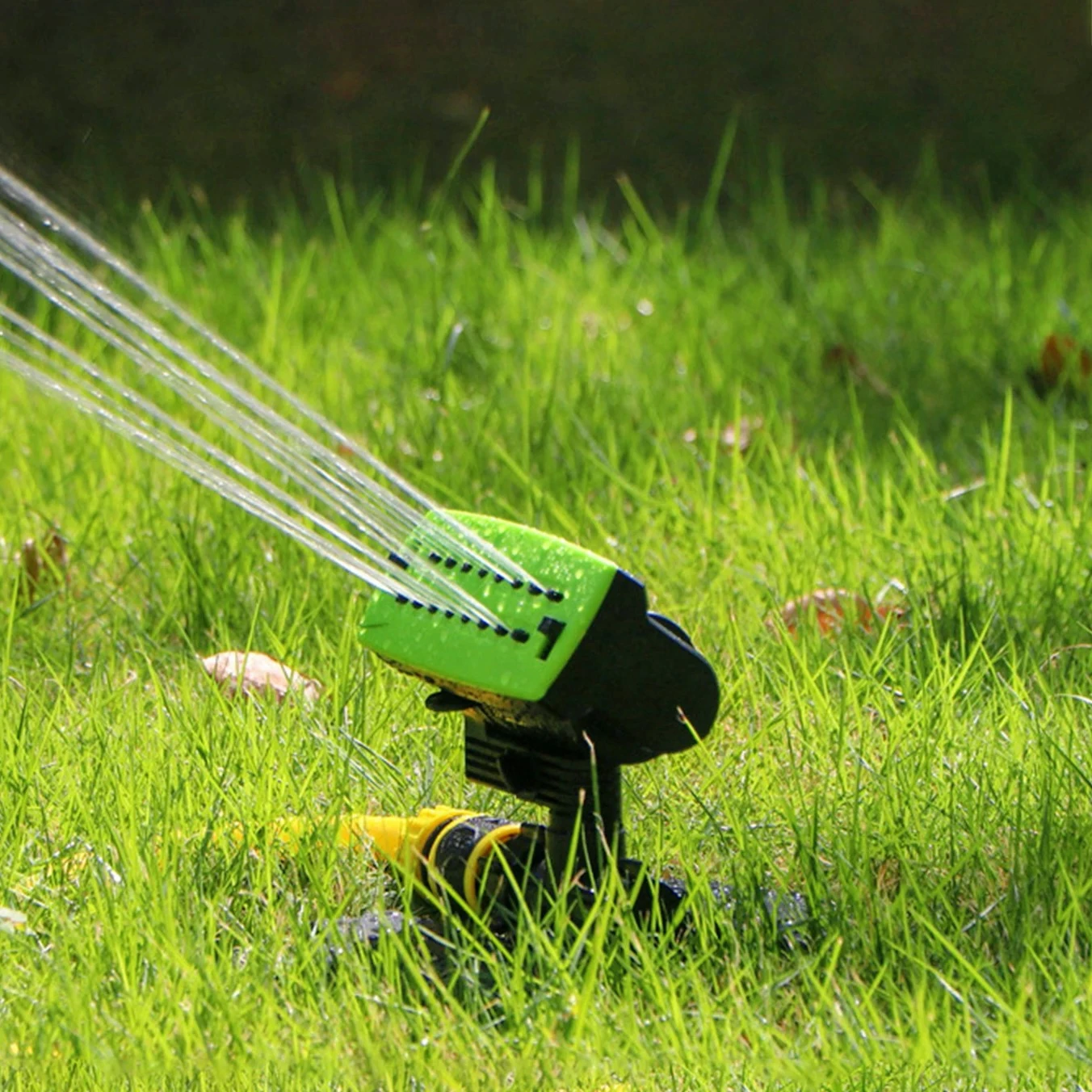 

Регулируемый садовый спринклер 180° ° Вращающийся распылитель воды для газона с большим покрытием, система орошения для эффективного садоводства