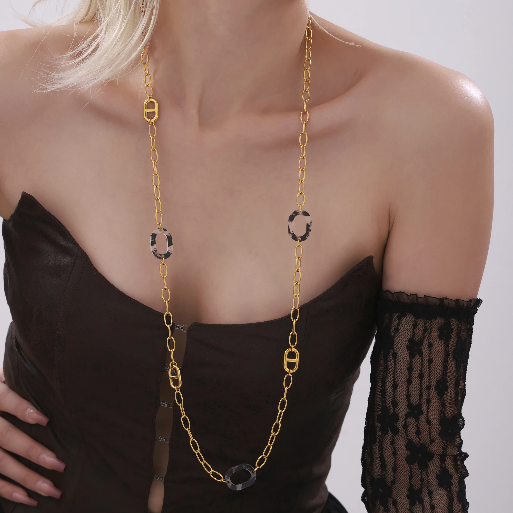 Thumbnail 4 - #32 Best Nose Jewelry to Buy In 2026