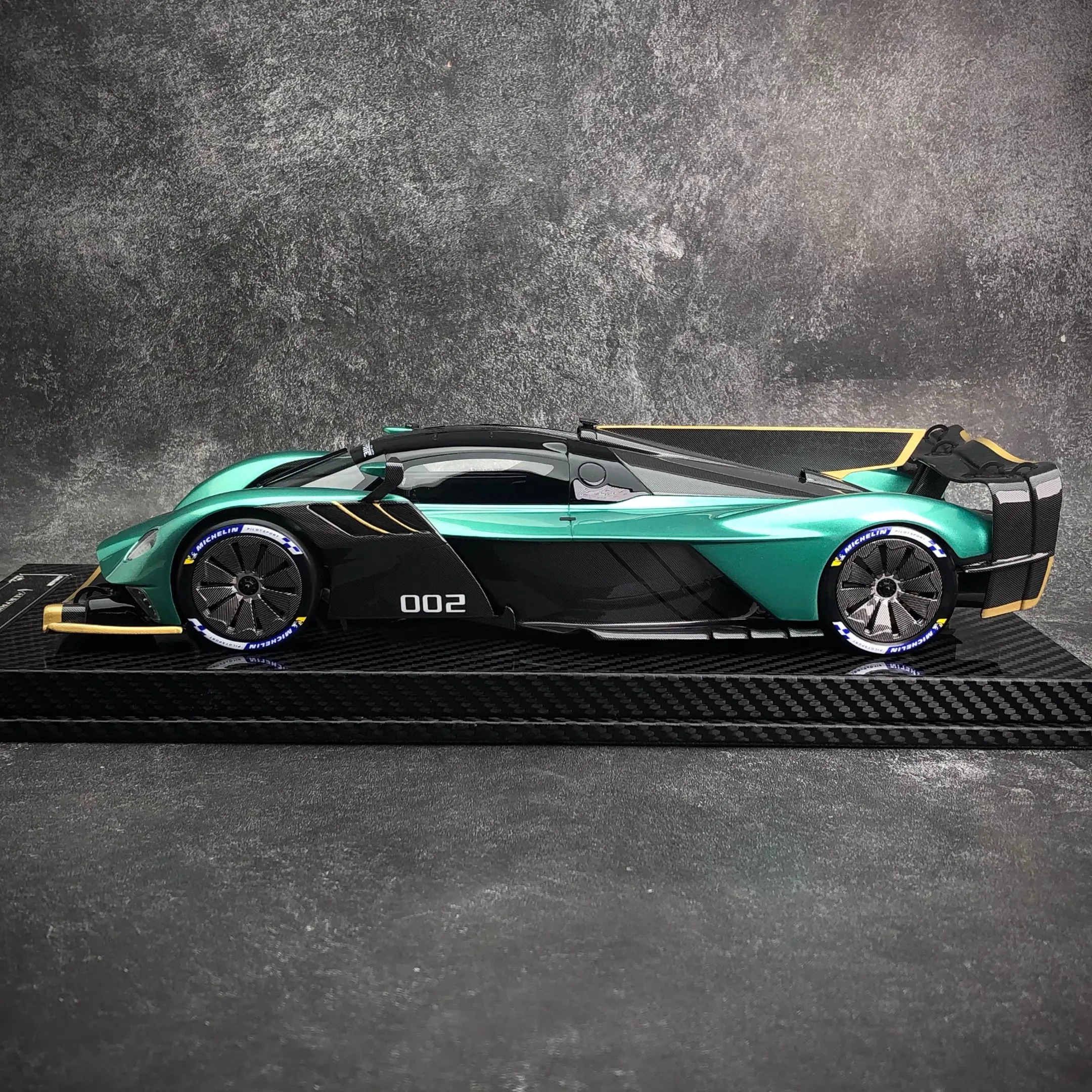 1:18 Vip Aston Martin Valkyrie Amr Pro Car Model Collectible Metal Diecasts Toy Room Ornament Model Children Toy Birthday Gift