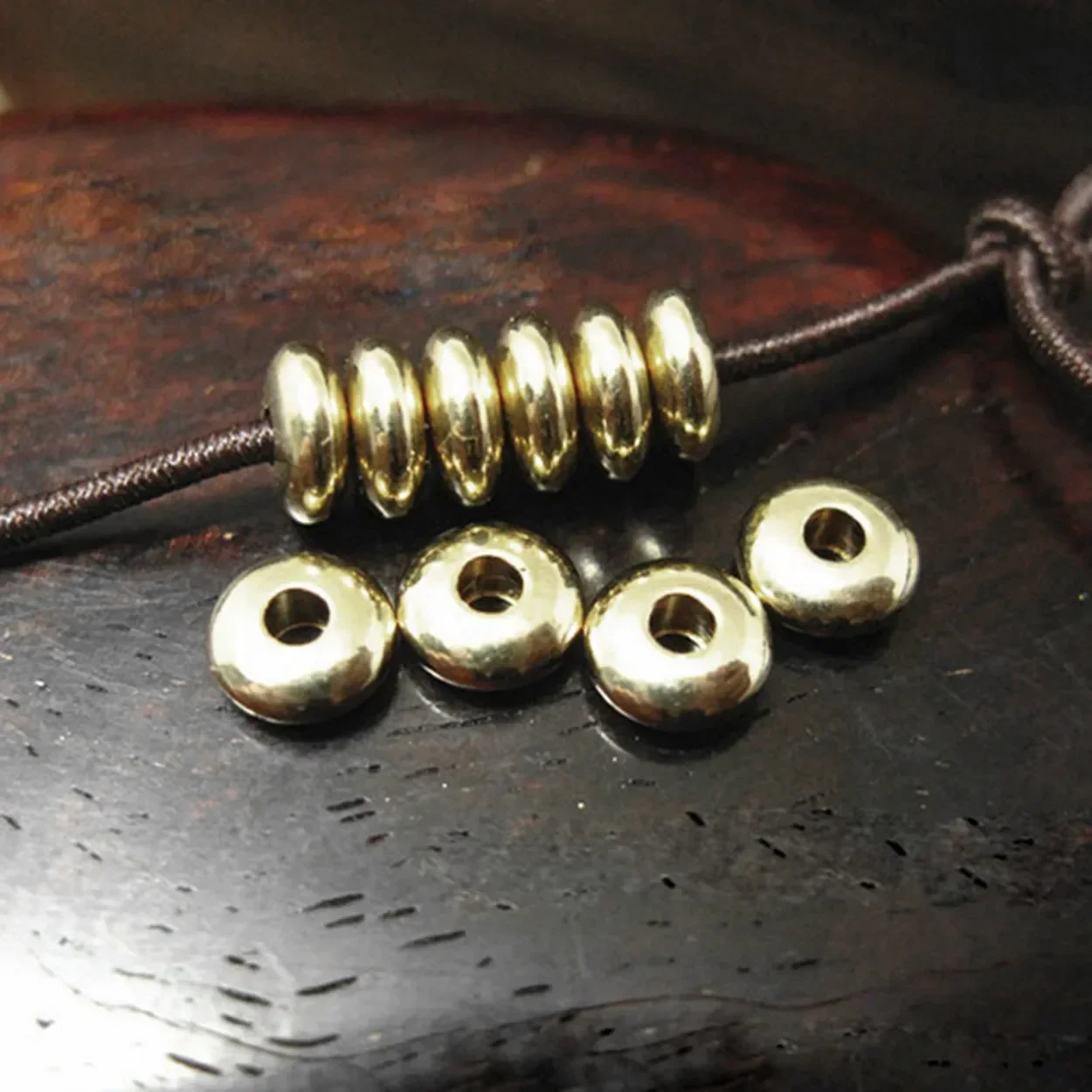 

Flat Round Rondelle Light Gold Color 5mm 6mm 8mm Solid Brass Metal Loose Spacer Crafts Beads Lot for Jewelry Making Findings