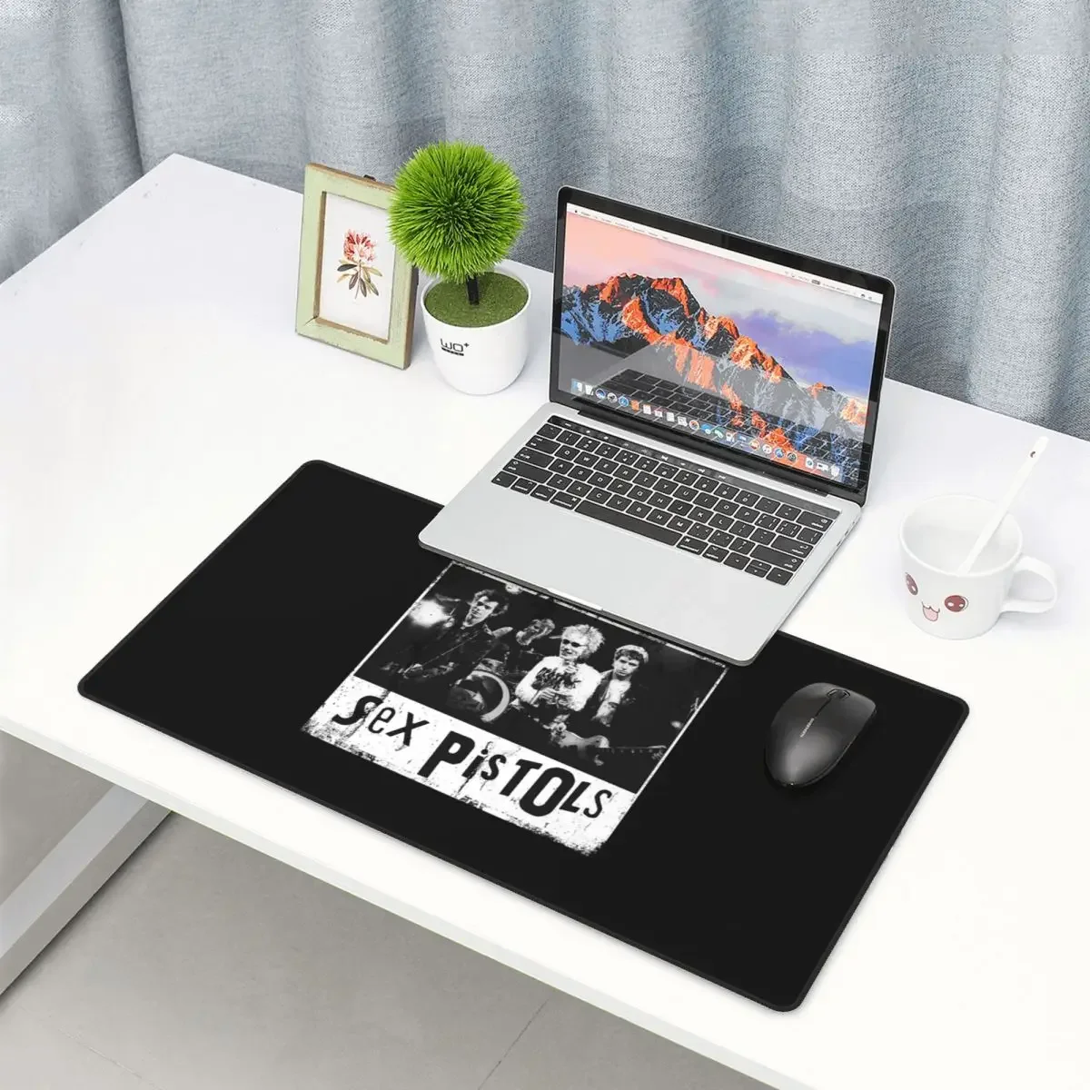 Large Mouse Pad Heavy Metal Sex Pistols Rock Band Gamer PCLaptop Mats Keyboard Carpet ComputerGaming Office Accessories Desk Mat