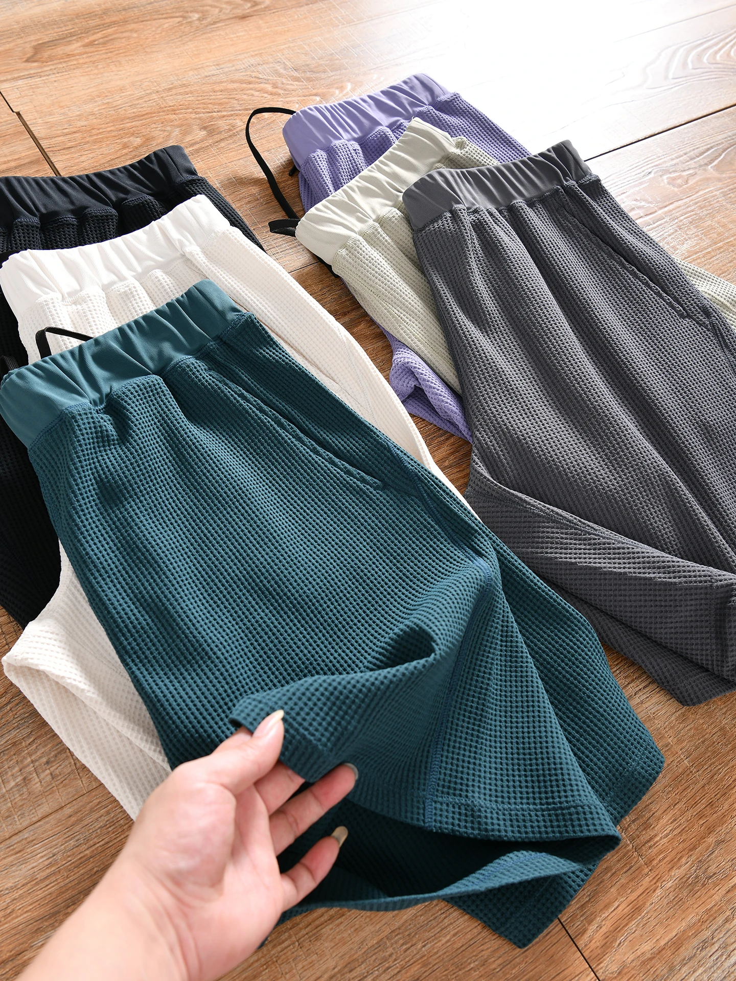 High Efficiency Moisture Wicking Outdoor Sports Shorts Men's Loose Fit Quick Dry Running City Commuting Casual Shorts