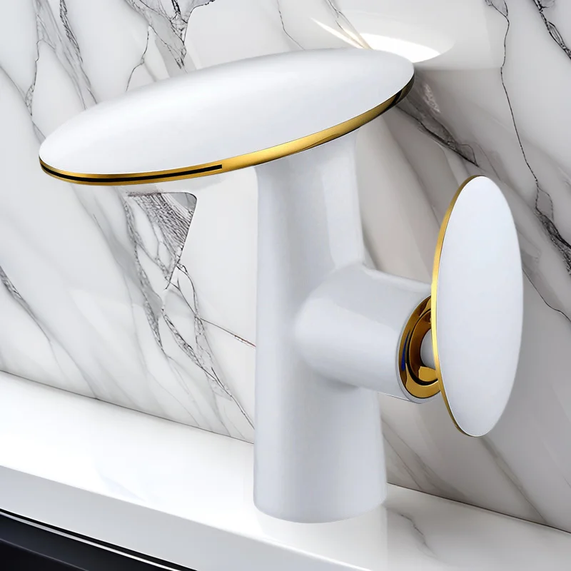 Creative Lavotory faucet, black bathroom faucet, copper bathroom basin faucet, hot and cold waterfall