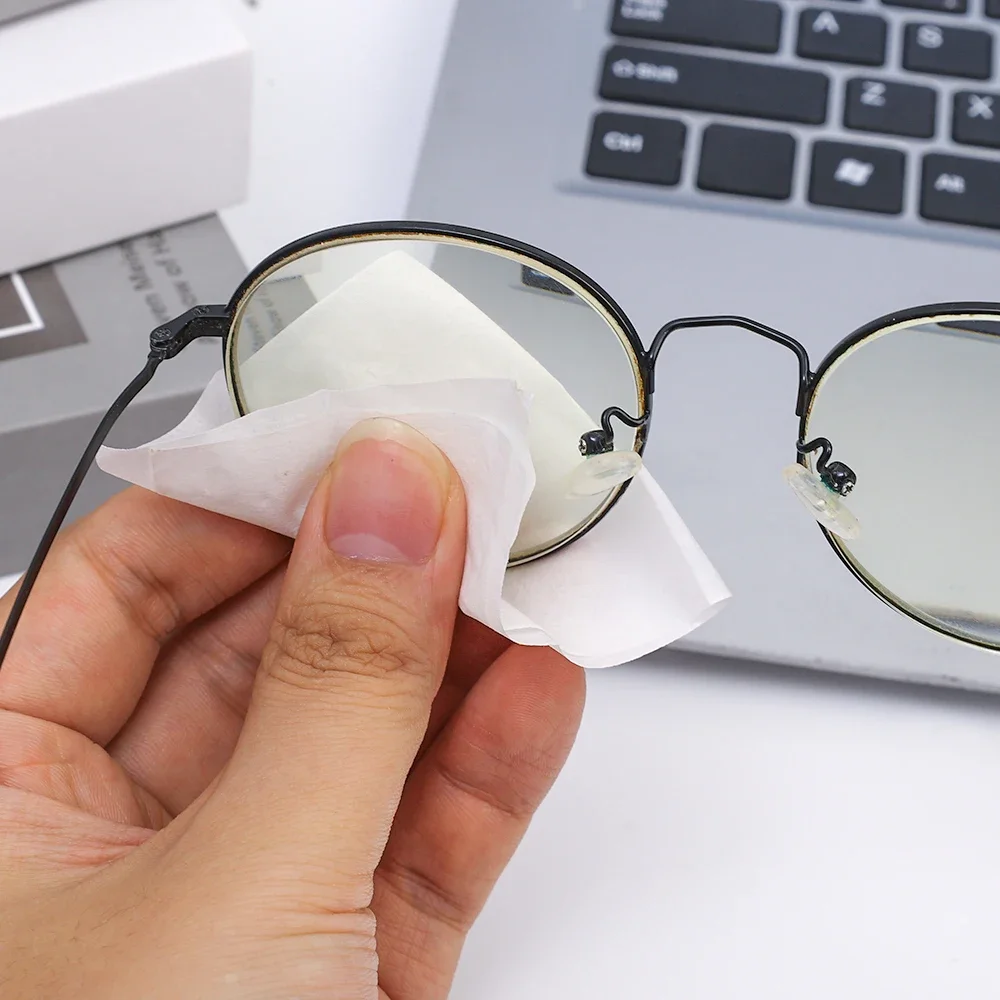 100-200Pcs Disposable Eyeglass Cleaning Pads Traceless Quick Drying Mobile Phone Screen Wipes Remove Oil Dust Removal