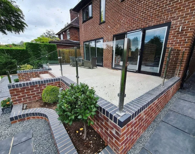 Maatwerk matglazen balustrade decoratief metalen balkon voor in huis