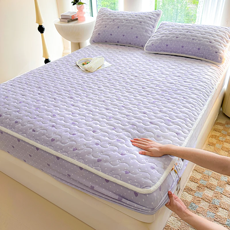 2024 new winter thickened milk fleece padded mattress three-piece set solid color printed bed cushion protective cover