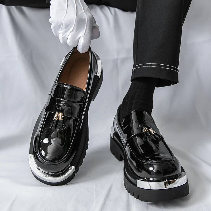 High-quality Classic and Comfortable Thick Soled Banquet Leather Shoes Spring Fashion Men Comfortable Black Casual Leather Shoes