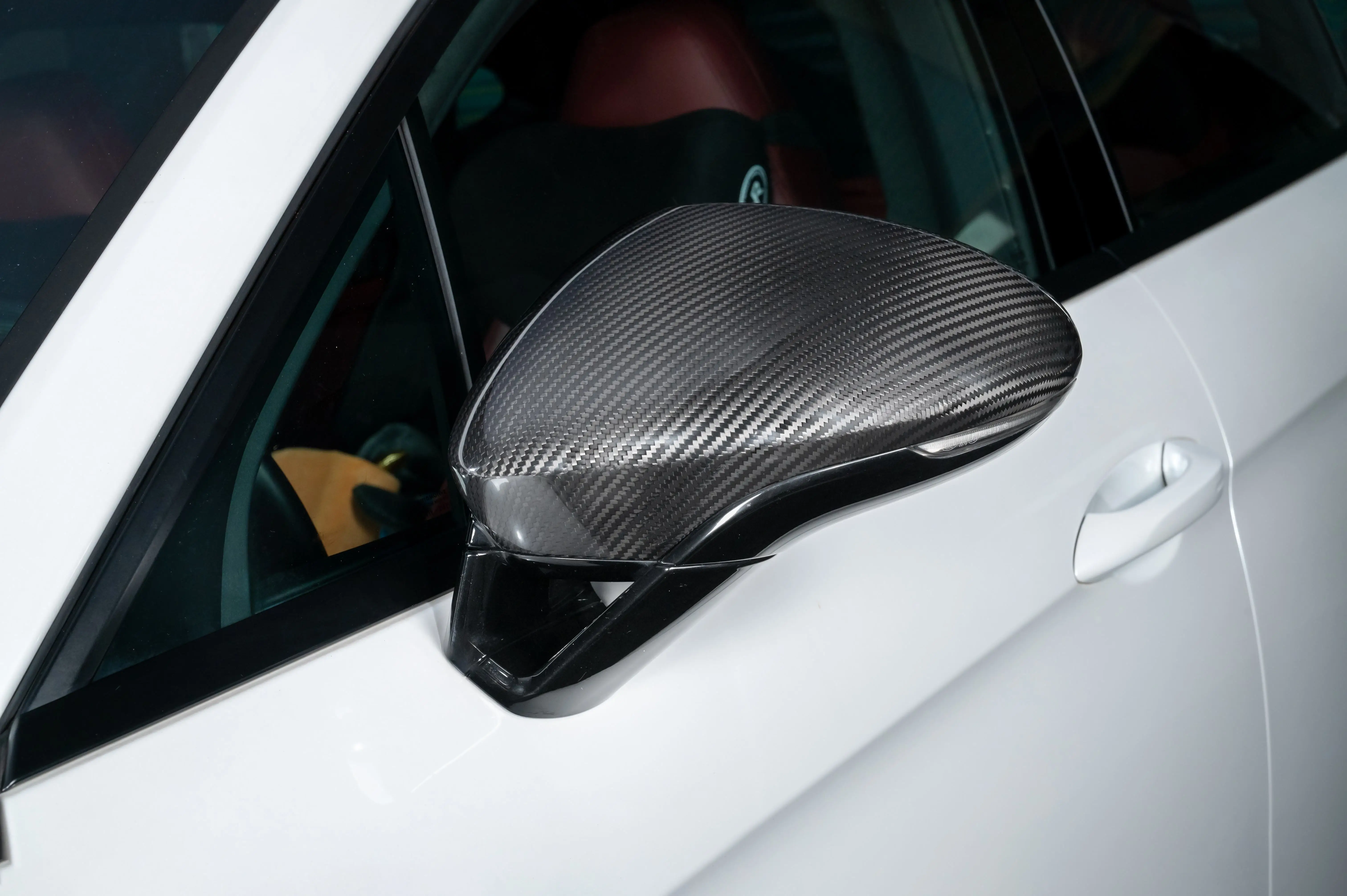 

Корпуса зеркала заднего вида из углеродного волокна для Porsche Panamera 971.2 2021-2023, совместимая с левым и правым рулем