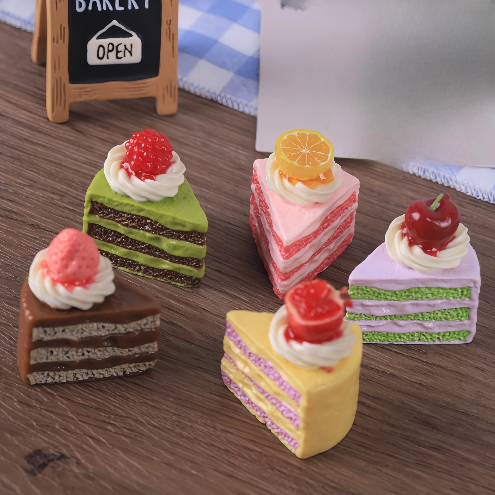 2pcs Mini Cake Fruit Cream Filled Triangle Cake Model Miniature Dessert Food DIY Resin Craft Accessory Desktop Decoration Decor