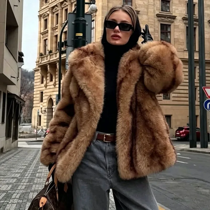 Autumn and Winter New Imitation Eco-friendly Fur and Grass Jacket Fashion Striped Lapels Loose Tops Short Warm Fluffy Women Coat