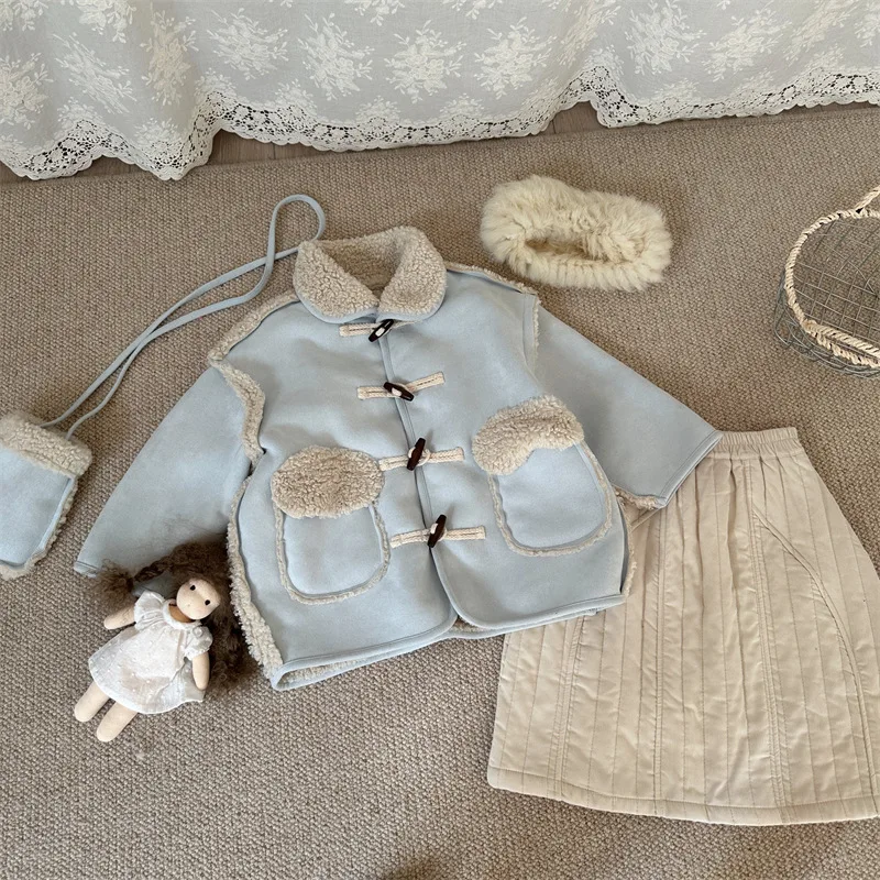 Children Coats 2025 Winter New Lapel Faux Fur One-piece Wooden Buckle Coat Plus Velvet Baby Girl's Coat with Belt Bag