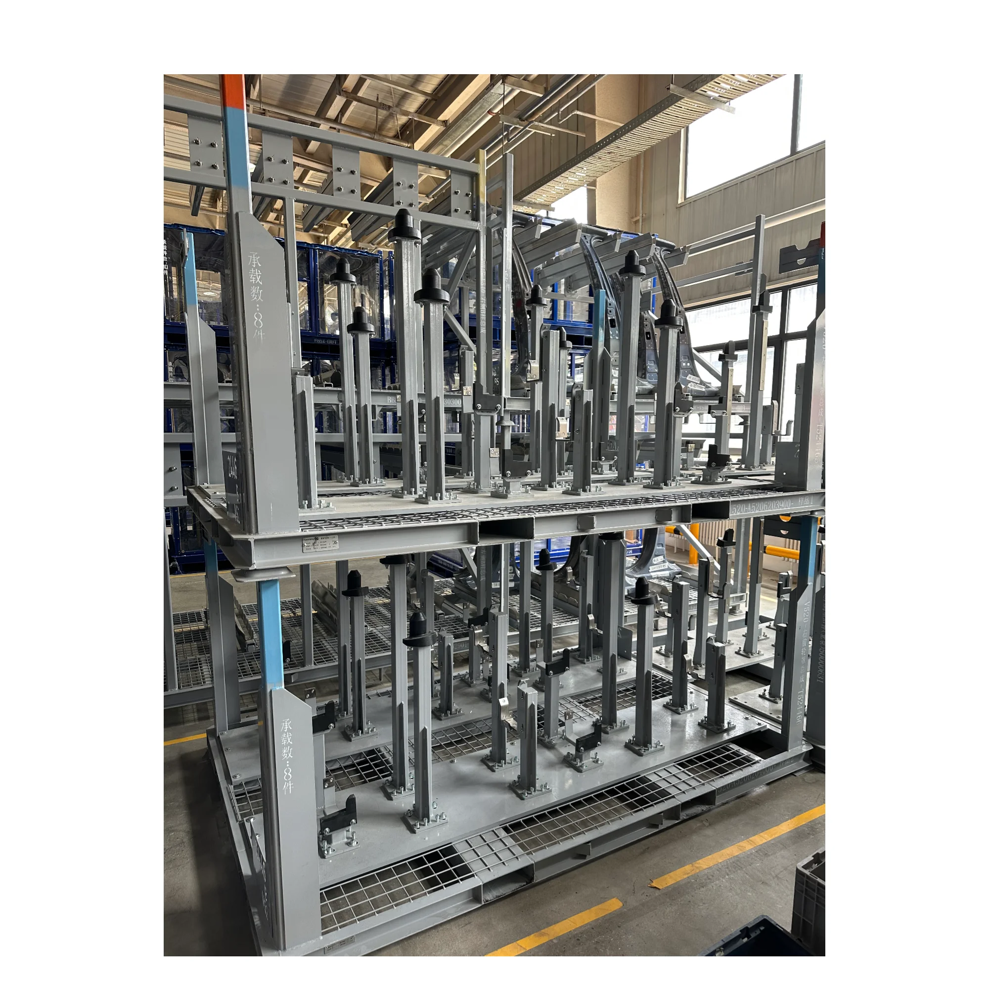 

Steel High-Capacity Vehicle Storage Rack With 1000kg Capacity Corrosion Protection Customized Color Power Coating Finish