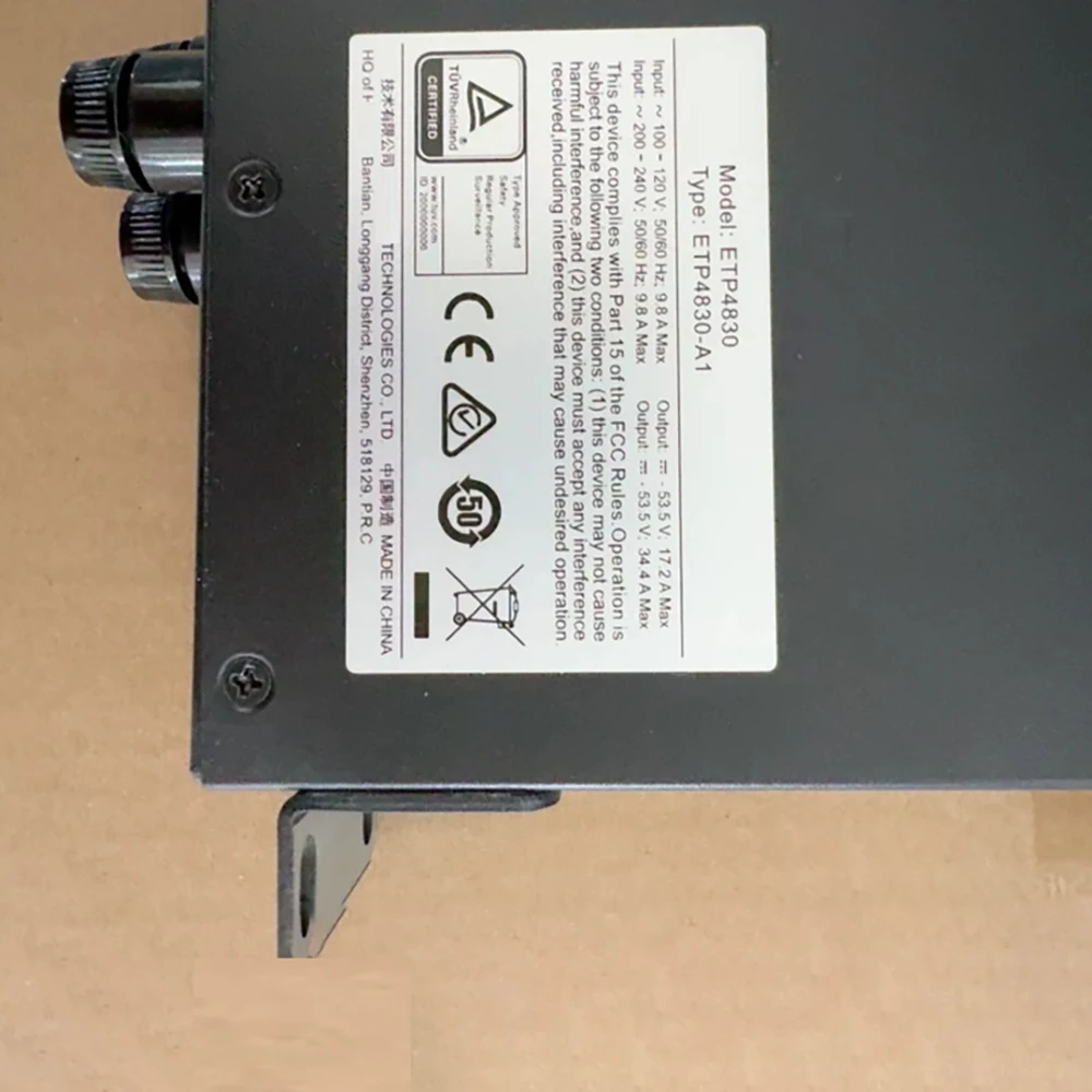 ETP4830 جزءا لا يتجزأ من تحويل التيار الكهربائي 48V 30A ETP4830-A1