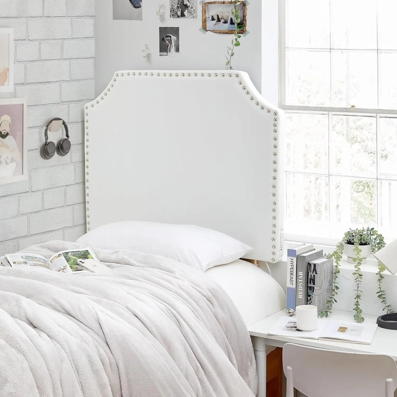 

Bevel Tacked Plush Outlet Headboard with Legs - White