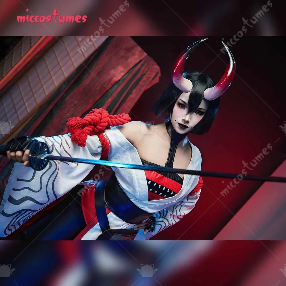 أزياء Miccostumes النسائية الليلية التأثيرية أزياء ملحمة مع كيمونو ودرع أزياء الهالوين التأثيرية