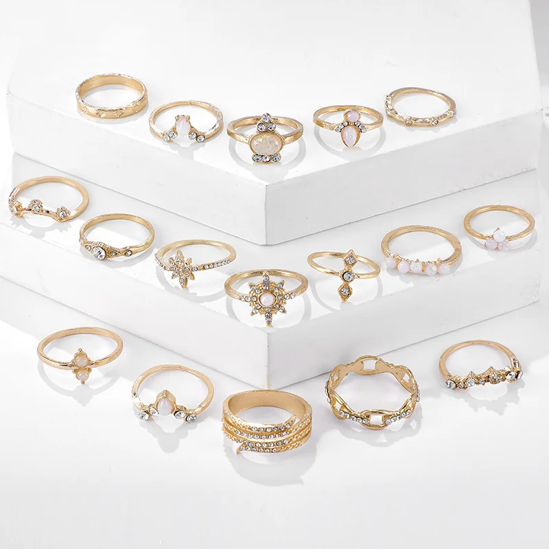 17 PCS/Set Fashion Geometric Punk Rings For Women Crystal Gold color Finger Ring Ladies Jewelry Wedding Rings Party Gifts